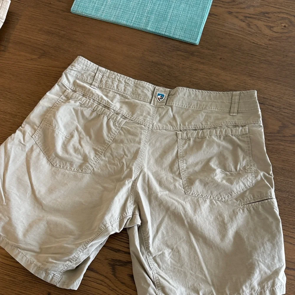 KUHL Men's Light Tan Flat Front Shorts - Picture 4 of 4